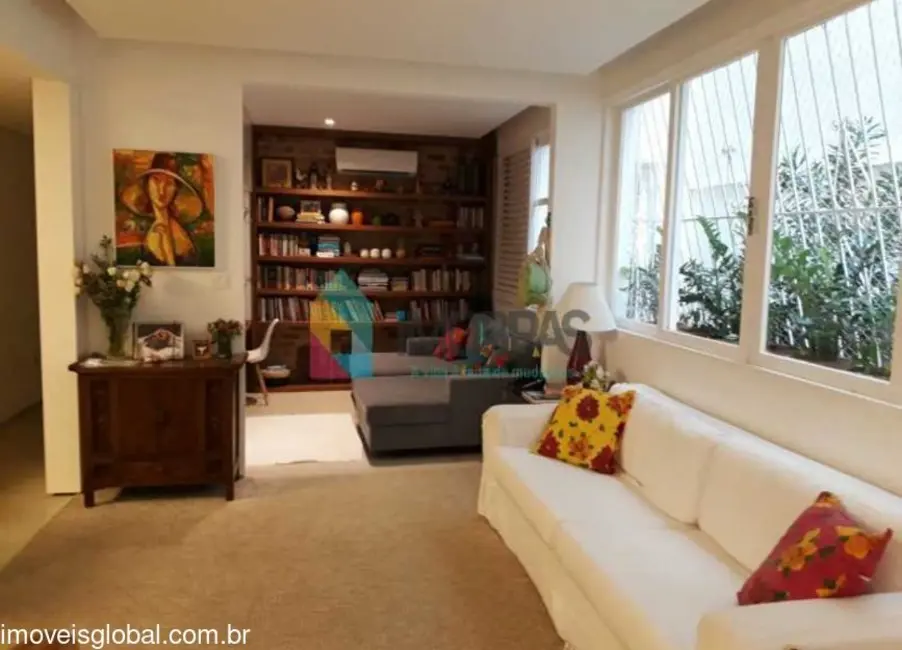 Apartamento com 3 quartos à venda, 115m2 em Ipanema, Rio De Janeiro - RJ - imagem 1 Foto 1 de Apartamento com 3 quartos à venda, 115m2 em Ipanema, Rio De Janeiro - RJ