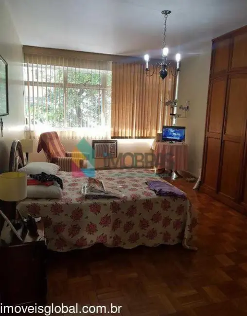 Apartamento com 4 quartos à venda, 210m2 em Copacabana, Rio De Janeiro - RJ - imagem 5 Foto 5 de Apartamento com 4 quartos à venda, 210m2 em Copacabana, Rio De Janeiro - RJ