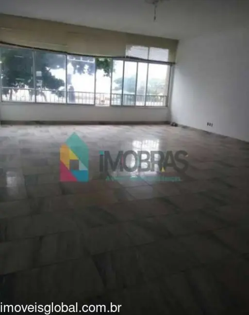 Apartamento com 3 quartos à venda, 180m2 em Copacabana, Rio De Janeiro - RJ - imagem 2 Foto 2 de Apartamento com 3 quartos à venda, 180m2 em Copacabana, Rio De Janeiro - RJ