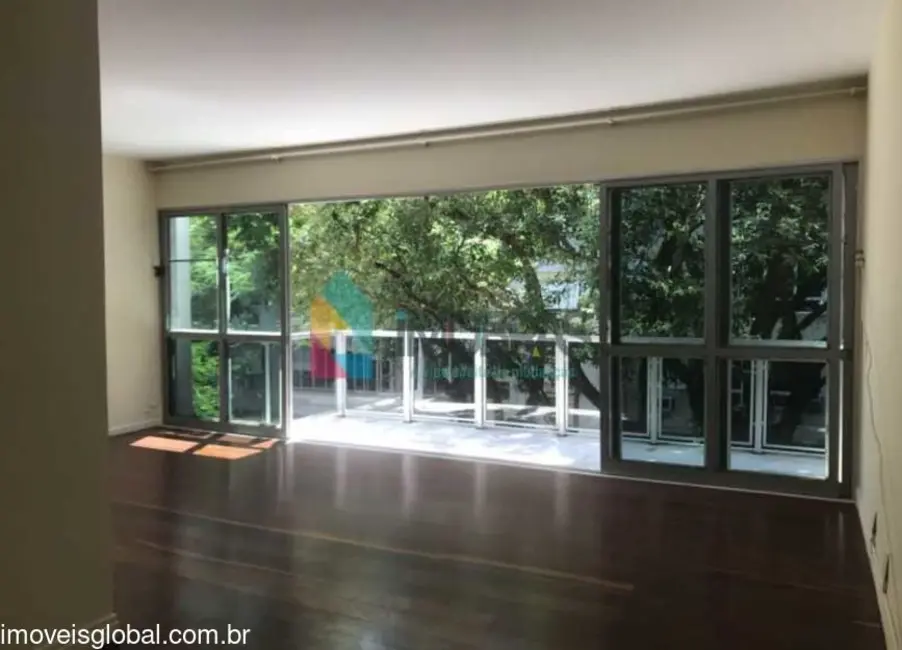 Apartamento com 3 quartos à venda, 160m2 em Ipanema, Rio De Janeiro - RJ - imagem 5 Foto 5 de Apartamento com 3 quartos à venda, 160m2 em Ipanema, Rio De Janeiro - RJ