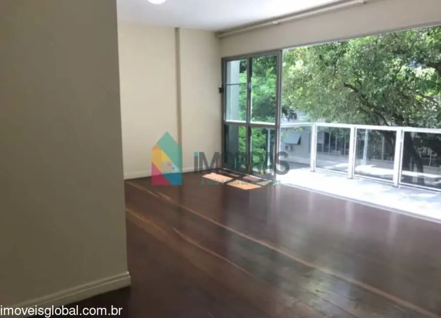 Apartamento com 3 quartos à venda, 160m2 em Ipanema, Rio De Janeiro - RJ - imagem 4 Foto 4 de Apartamento com 3 quartos à venda, 160m2 em Ipanema, Rio De Janeiro - RJ