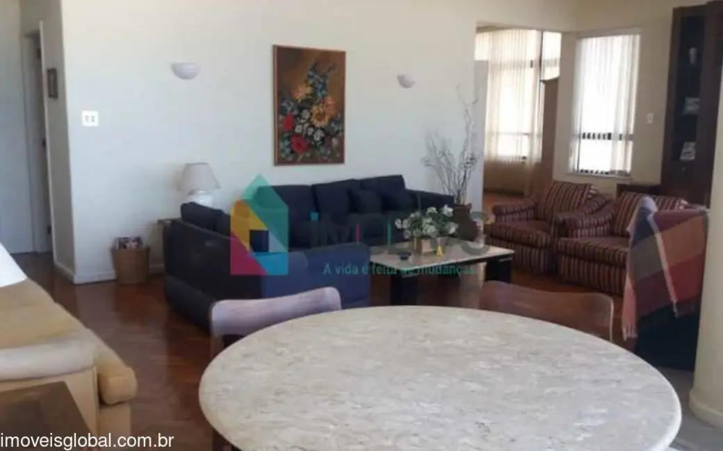 Apartamento com 4 quartos à venda, 240m2 em Copacabana, Rio De Janeiro - RJ - imagem 9 Foto 9 de Apartamento com 4 quartos à venda, 240m2 em Copacabana, Rio De Janeiro - RJ