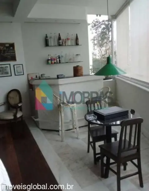 Apartamento com 4 quartos à venda, 180m2 em Ipanema, Rio De Janeiro - RJ - imagem 4 Foto 4 de Apartamento com 4 quartos à venda, 180m2 em Ipanema, Rio De Janeiro - RJ