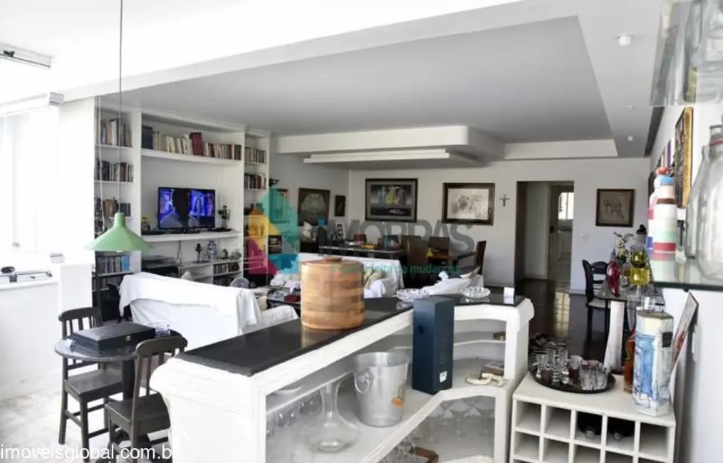Apartamento com 4 quartos à venda, 180m2 em Ipanema, Rio De Janeiro - RJ - imagem 1 Foto 1 de Apartamento com 4 quartos à venda, 180m2 em Ipanema, Rio De Janeiro - RJ