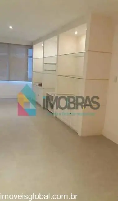 Apartamento com 5 quartos à venda, 250m2 em Ipanema, Rio De Janeiro - RJ - imagem 3 Foto 3 de Apartamento com 5 quartos à venda, 250m2 em Ipanema, Rio De Janeiro - RJ
