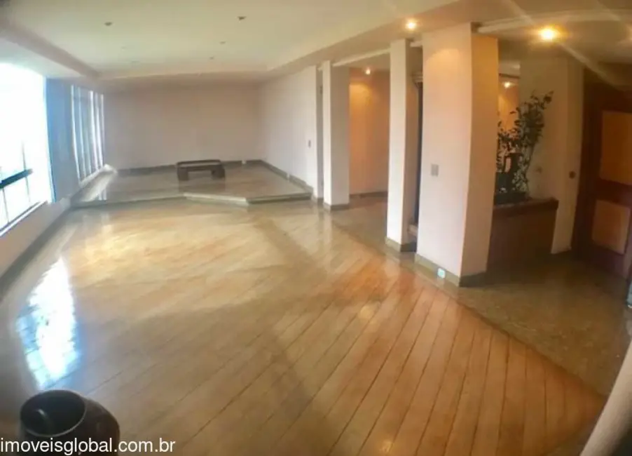 Apartamento com 3 quartos à venda, 260m2 em Ipanema, Rio De Janeiro - RJ - imagem 6 Foto 6 de Apartamento com 3 quartos à venda, 260m2 em Ipanema, Rio De Janeiro - RJ