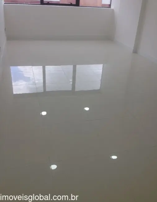 Sala Comercial à venda, 29m2 em Caminho das Árvores, Salvador - BA - imagem 3 Foto 3 de Sala Comercial à venda, 29m2 em Caminho das Árvores, Salvador - BA