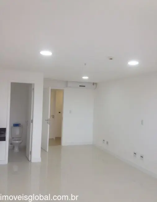 Sala Comercial à venda, 29m2 em Caminho das Árvores, Salvador - BA - imagem 5 Foto 5 de Sala Comercial à venda, 29m2 em Caminho das Árvores, Salvador - BA