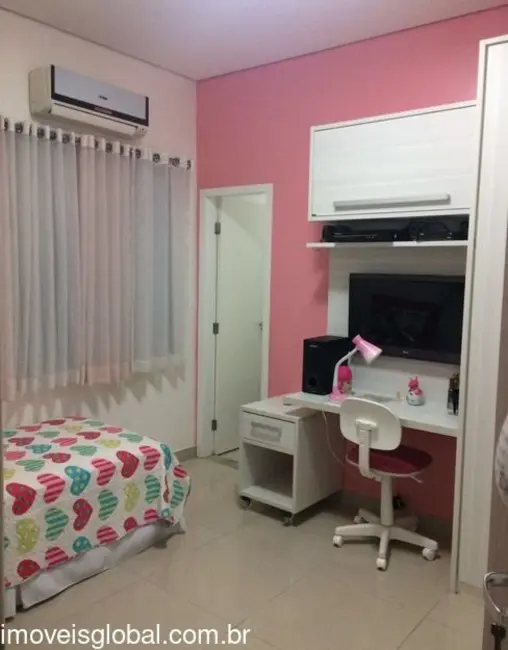 Casa de Condomínio com 3 quartos à venda, 170m2 em Aleixo, Manaus - AM - imagem 7 Foto 7 de Casa de Condomínio com 3 quartos à venda, 170m2 em Aleixo, Manaus - AM