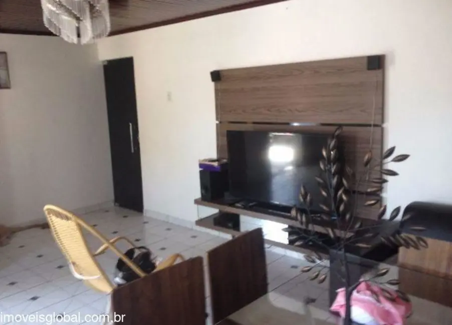 Casa com 3 quartos à venda, 290m2 em Planalto, Manaus - AM - imagem 9 Foto 9 de Casa com 3 quartos à venda, 290m2 em Planalto, Manaus - AM