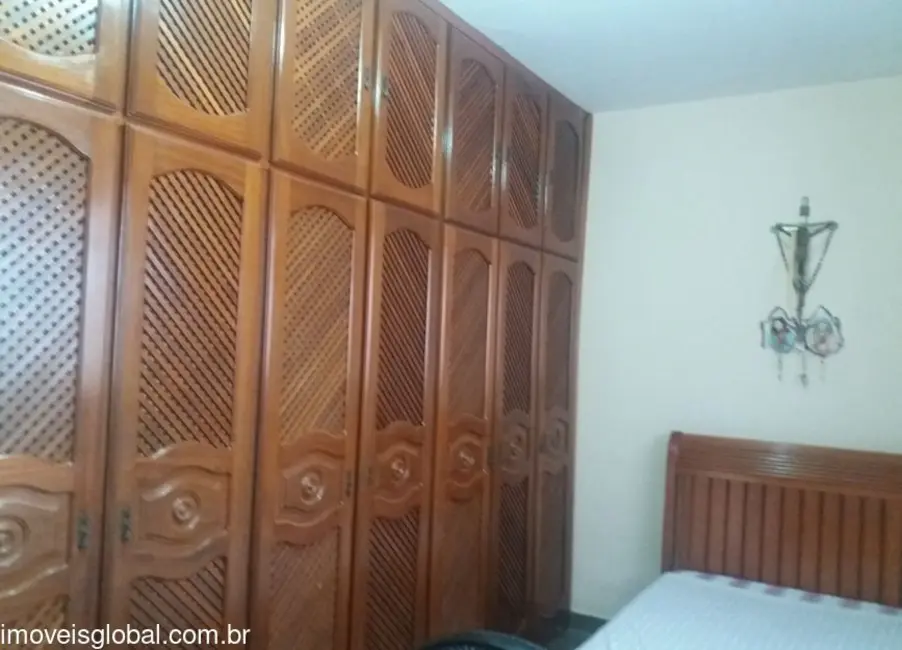 Foto 3 de Casa com 4 quartos para alugar, 300m2 em Manaus - AM