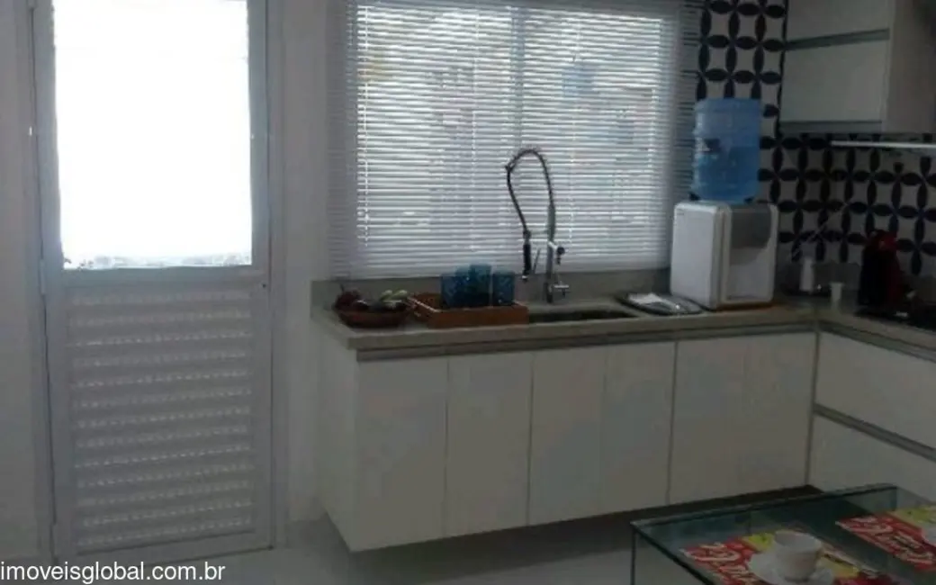 Casa de Condomínio com 3 quartos à venda, 103m2 em Flores, Manaus - AM - imagem 9 Foto 9 de Casa de Condomínio com 3 quartos à venda, 103m2 em Flores, Manaus - AM