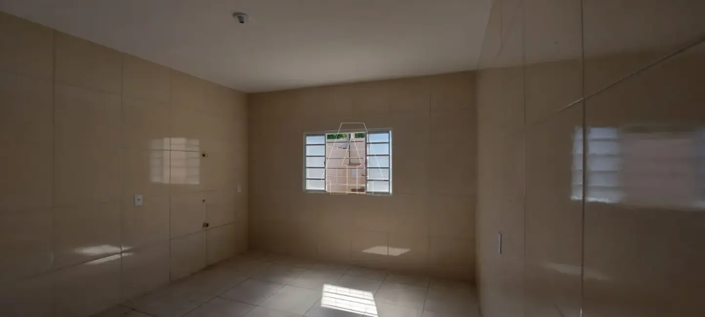 Foto 1 de Casa com 2 quartos para alugar, 120m2 em Aracatuba - SP