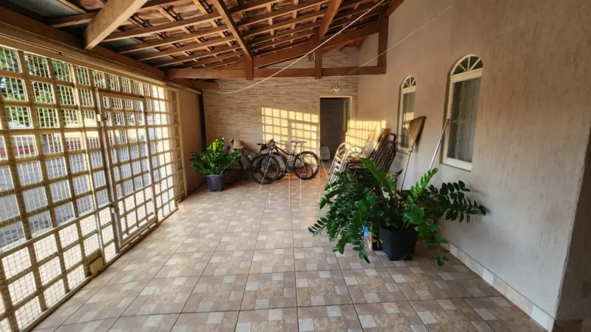 Foto 1 de Casa com 3 quartos à venda, 138m2 em Aracatuba - SP