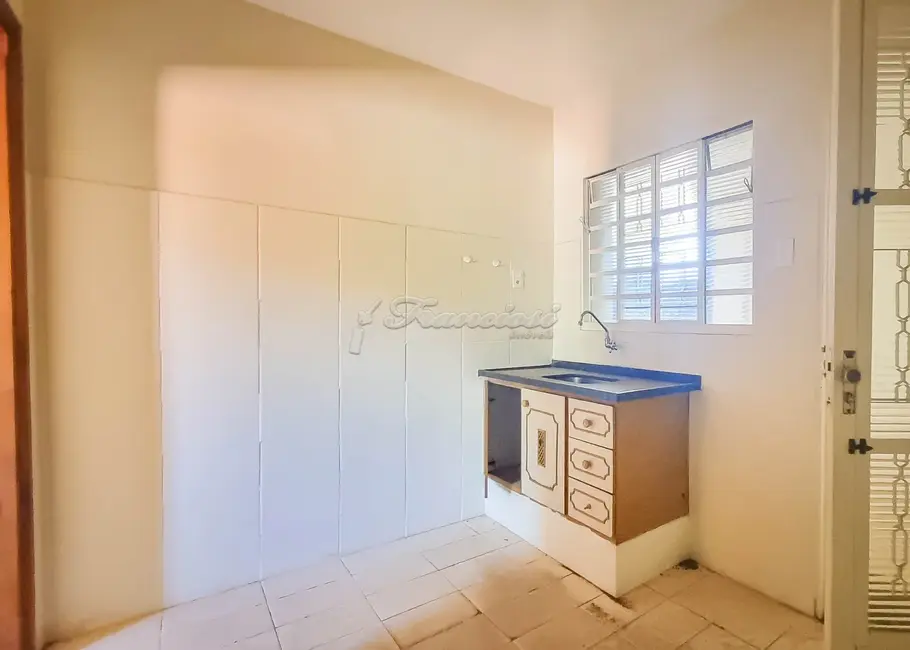 Foto 1 de Casa com 2 quartos à venda, 187m2 em Jardim Itália, Itapetininga - SP