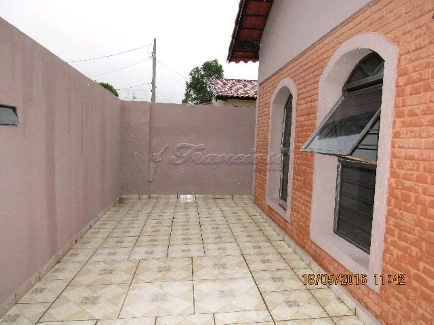 Foto 2 de Casa com 3 quartos à venda, 156m2 em Parque Atenas do Sul, Itapetininga - SP