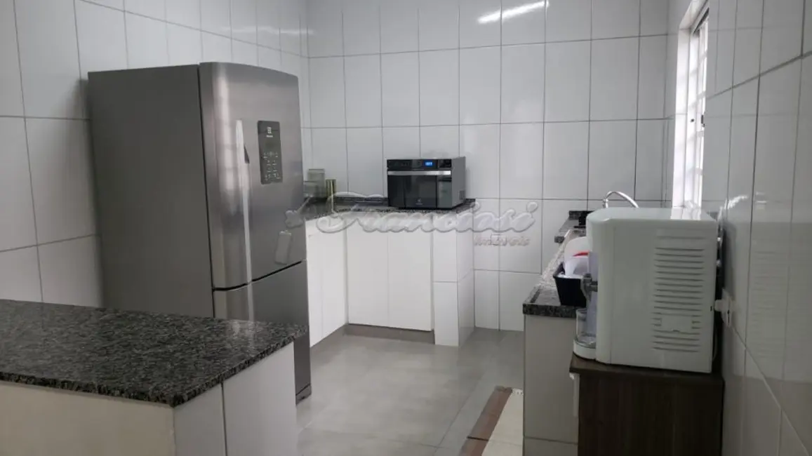 Casa com 3 quartos à venda, 288m2 em Itapetininga - SP - imagem 5 Foto 5 de Casa com 3 quartos à venda, 288m2 em Itapetininga - SP