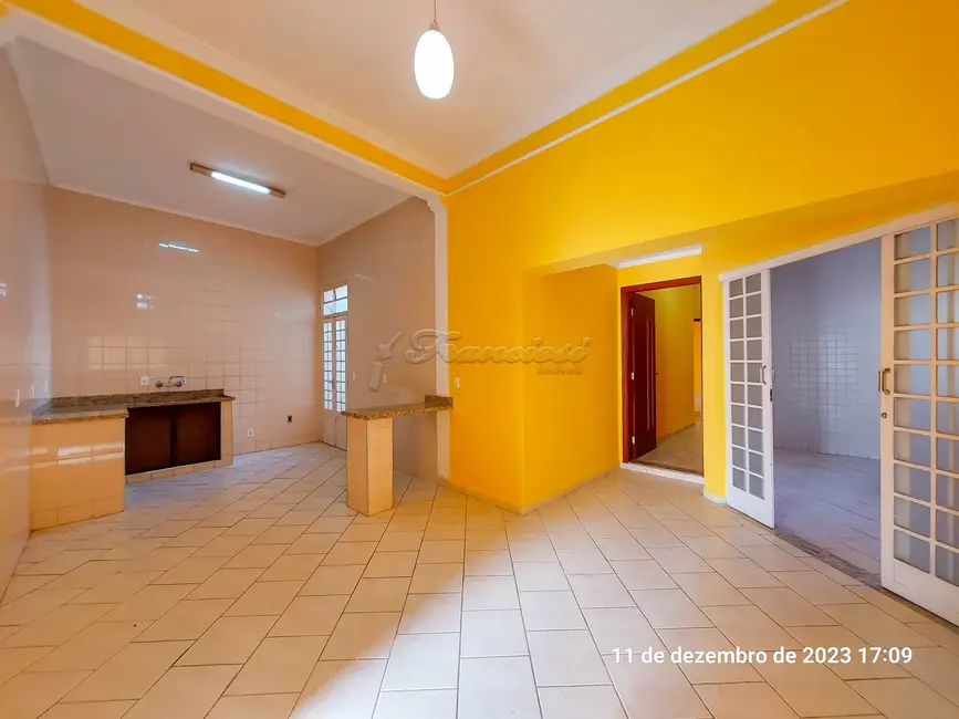 Foto 8 de Casa com 3 quartos à venda, 133m2 em Centro, Itapetininga - SP