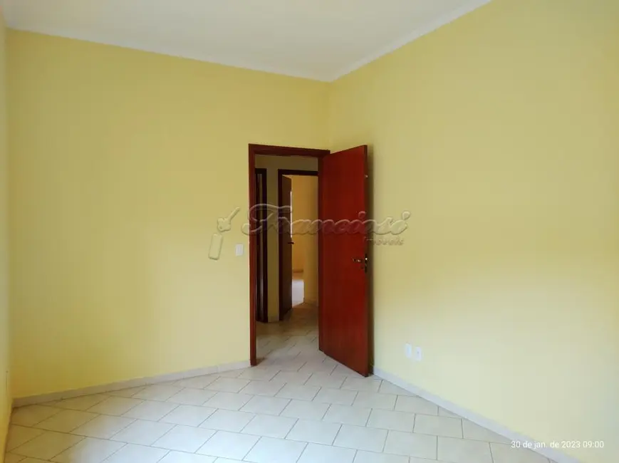Foto 8 de Casa com 3 quartos à venda, 133m2 em Centro, Itapetininga - SP