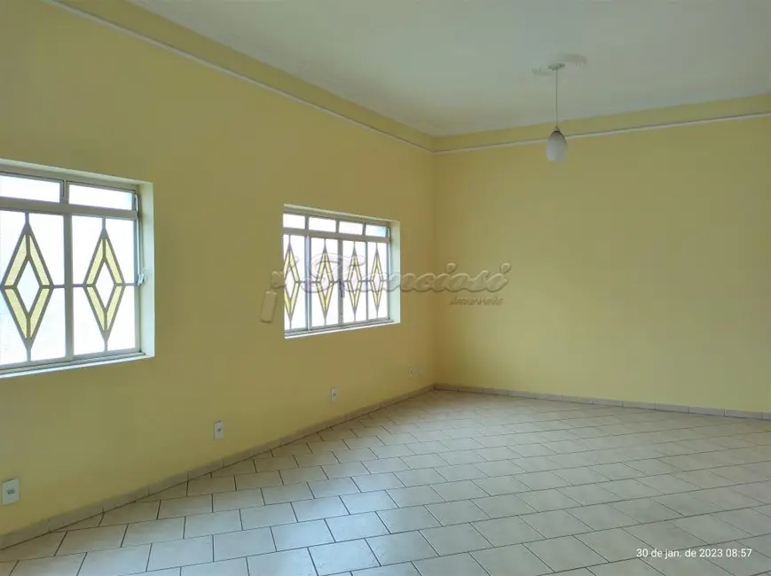 Foto 1 de Casa com 3 quartos à venda, 133m2 em Centro, Itapetininga - SP