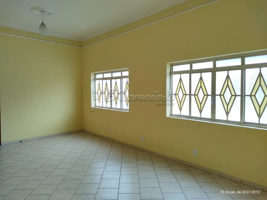 Foto 2 de Casa com 3 quartos à venda, 133m2 em Centro, Itapetininga - SP