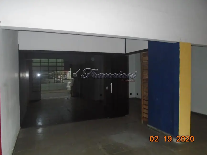 Foto 1 de Loja à venda, 136m2 em Centro, Itapetininga - SP