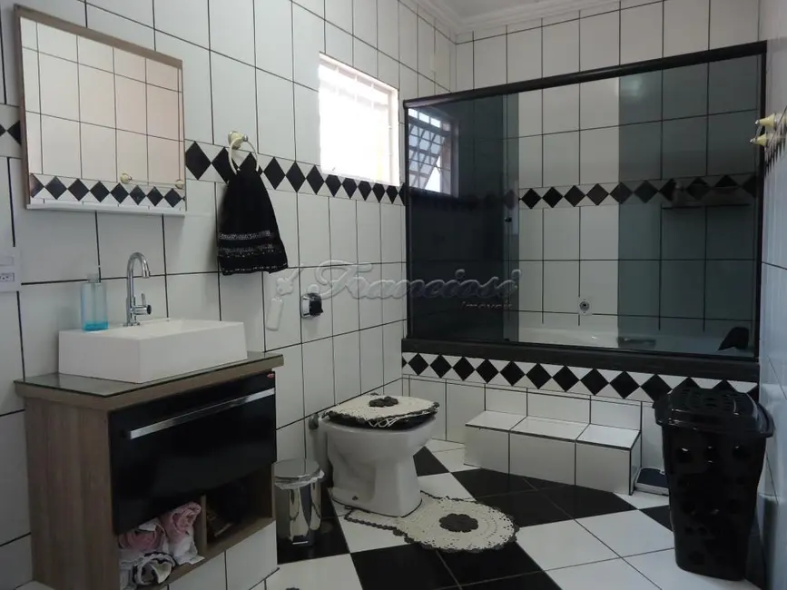 Foto 6 de Casa com 4 quartos à venda, 535m2 em Centro, Itapetininga - SP