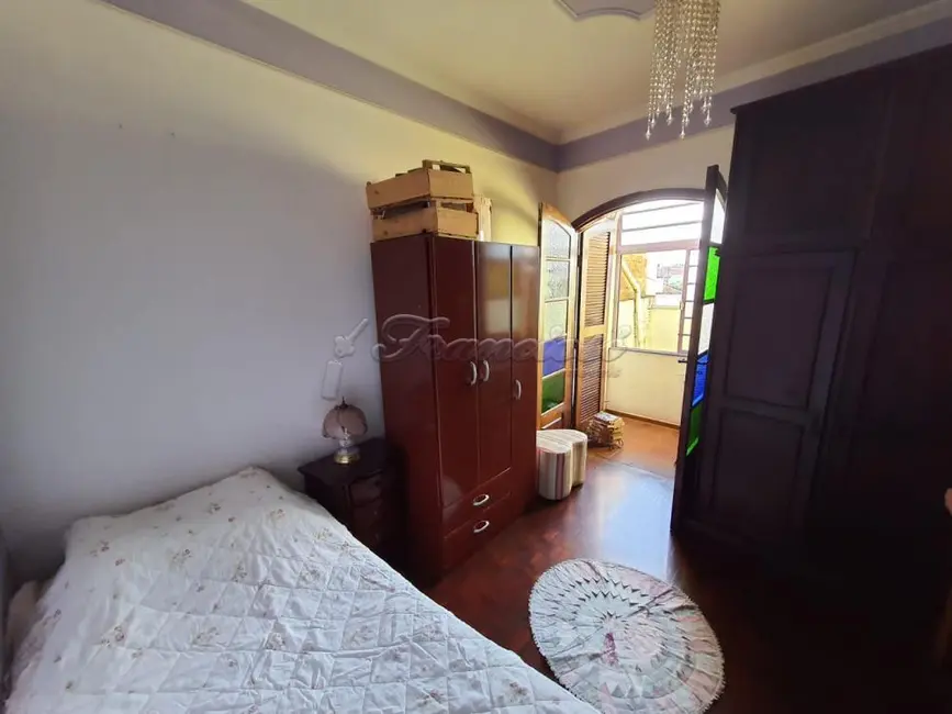 Foto 7 de Casa com 4 quartos à venda, 85m2 em Centro, Itapetininga - SP