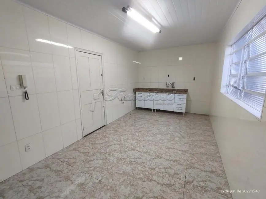 Foto 2 de Casa com 2 quartos à venda, 366m2 em Vila Cubatão, Itapetininga - SP