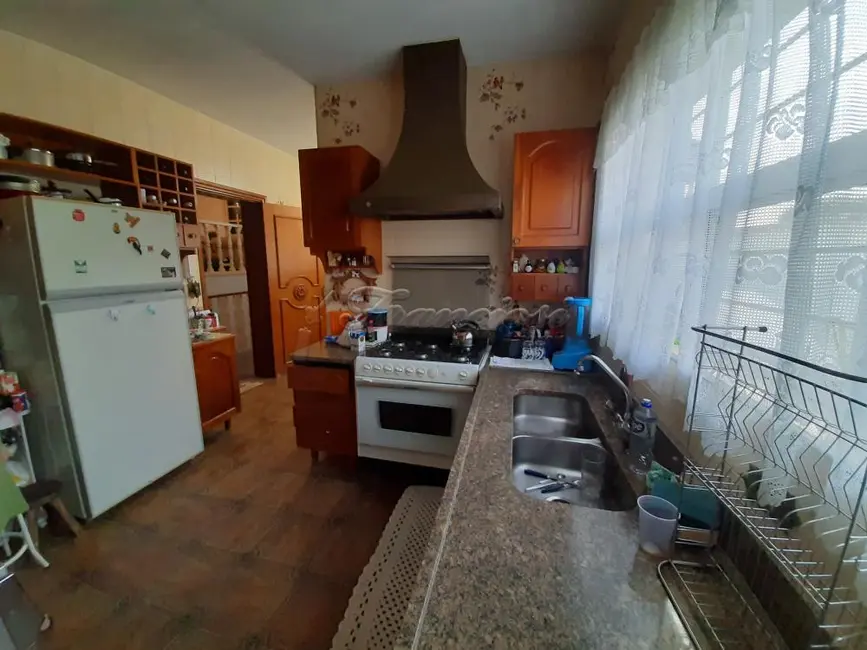 Foto 2 de Casa com 5 quartos à venda, 1350m2 em Vila Barth, Itapetininga - SP