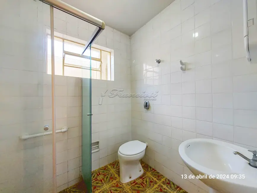 Foto 4 de Casa com 2 quartos para alugar, 73m2 em Centro, Itapetininga - SP
