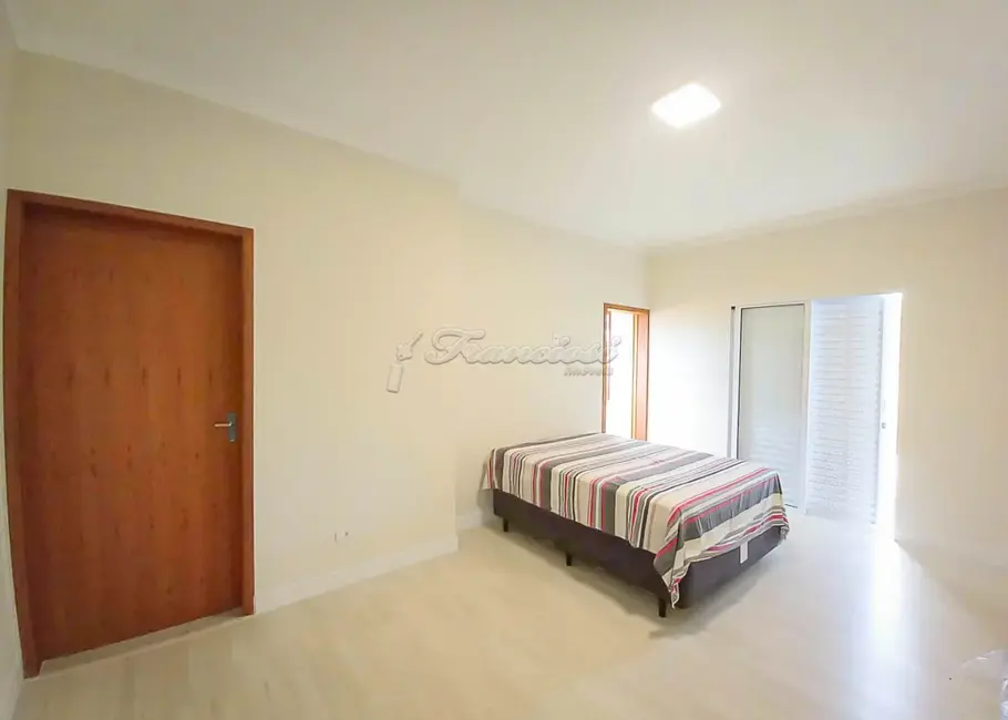 Fazenda / Haras com 2 quartos à venda, 1000m2 em Alambari - SP - imagem 3 Foto 3 de Fazenda / Haras com 2 quartos à venda, 1000m2 em Alambari - SP