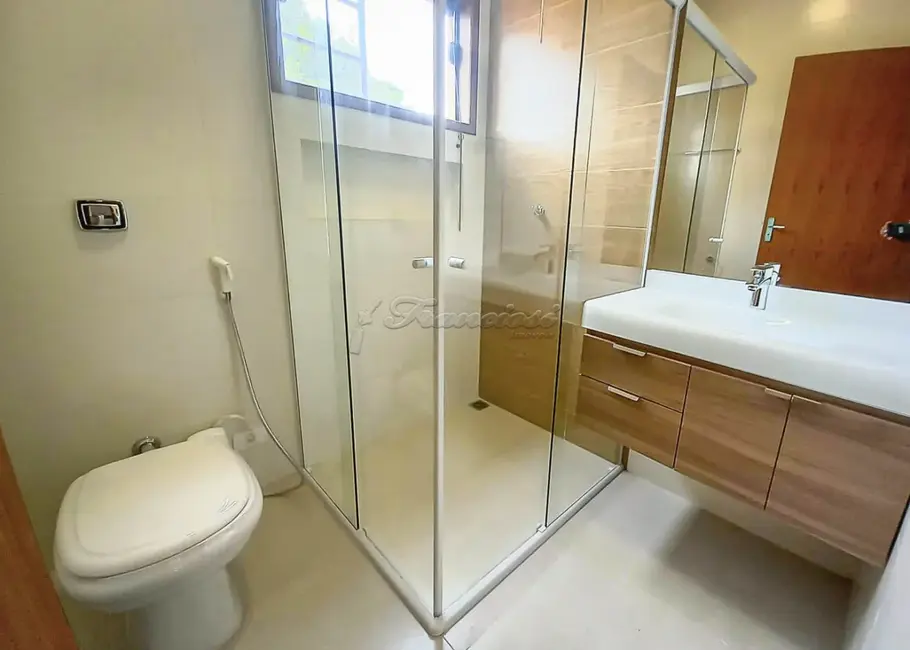 Fazenda / Haras com 2 quartos à venda, 1000m2 em Alambari - SP - imagem 4 Foto 4 de Fazenda / Haras com 2 quartos à venda, 1000m2 em Alambari - SP