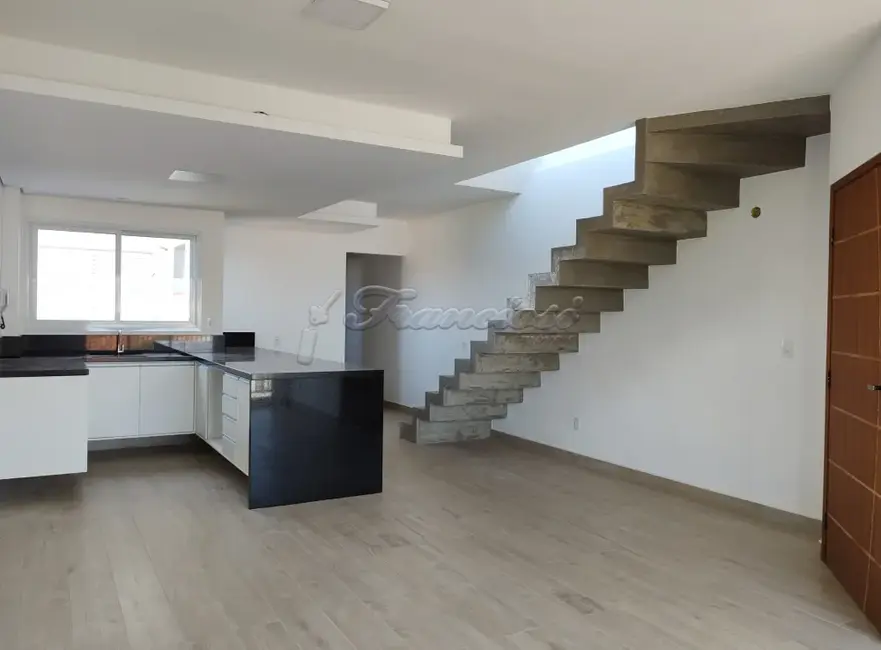 Foto 2 de Apartamento com 2 quartos à venda, 105m2 em Vila Barth, Itapetininga - SP