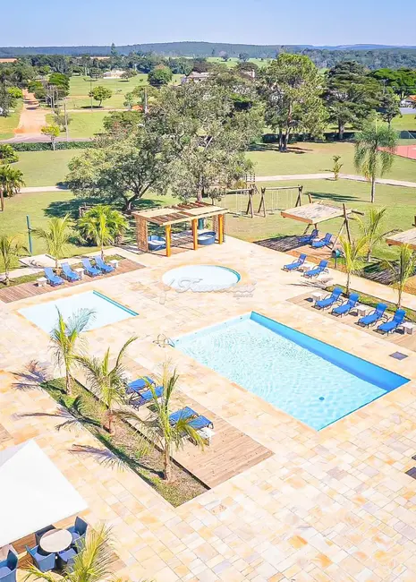 Foto 5 de Terreno / Lote à venda, 433m2 em Paranapanema - SP