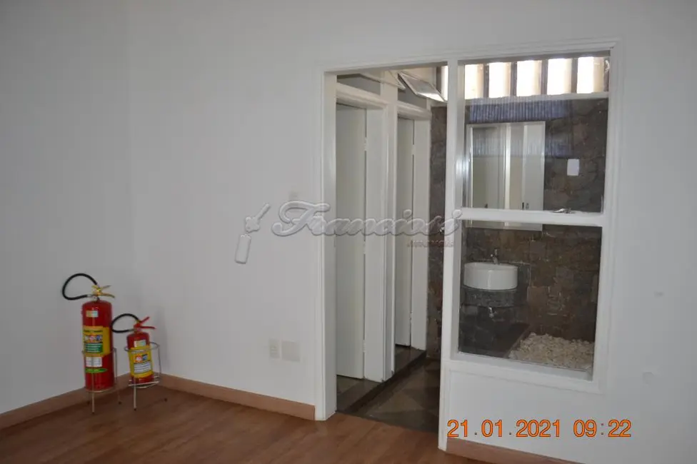 Foto 4 de Loja para alugar, 192m2 em Centro, Itapetininga - SP