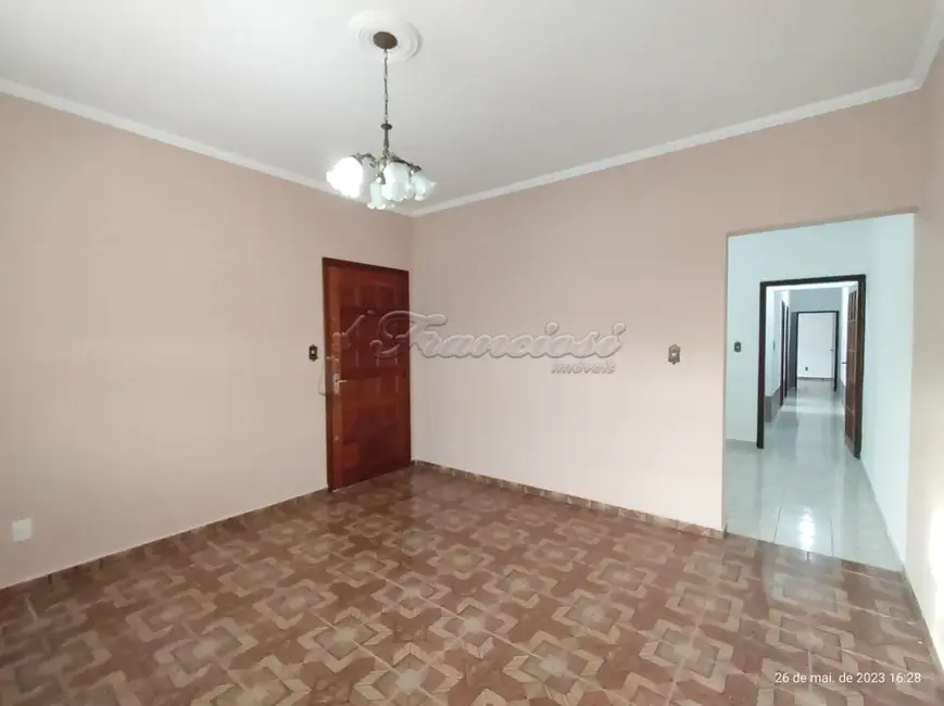 Foto 2 de Casa com 3 quartos à venda, 125m2 em Jardim Maricota, Itapetininga - SP