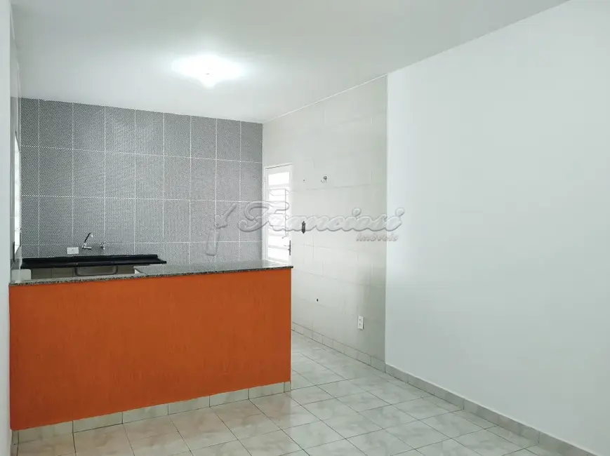 Casa com 3 quartos à venda, 125m2 em Jardim Maricota, Itapetininga - SP - imagem 3 Foto 3 de Casa com 3 quartos à venda, 125m2 em Jardim Maricota, Itapetininga - SP