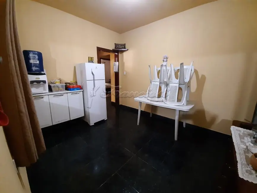 Foto 3 de Casa com 4 quartos à venda, 170m2 em Centro, Itapetininga - SP