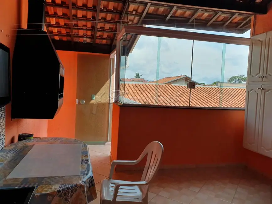 Casa com 3 quartos à venda, 150m2 em Parque Atenas do Sul, Itapetininga - SP - imagem 6 Foto 6 de Casa com 3 quartos à venda, 150m2 em Parque Atenas do Sul, Itapetininga - SP