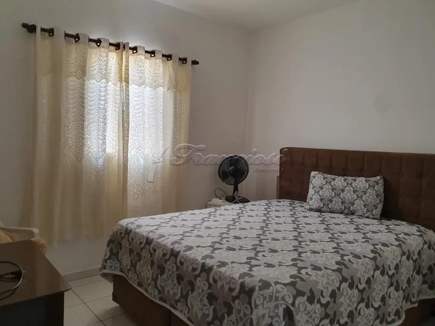 Casa com 3 quartos à venda, 150m2 em Parque Atenas do Sul, Itapetininga - SP - imagem 5 Foto 5 de Casa com 3 quartos à venda, 150m2 em Parque Atenas do Sul, Itapetininga - SP