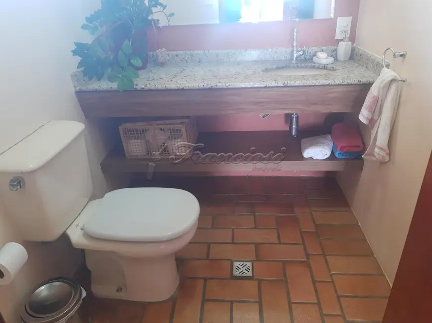 Casa de Condomínio com 4 quartos à venda, 362m2 em Vila Aparecida, Itapetininga - SP - imagem 3 Foto 3 de Casa de Condomínio com 4 quartos à venda, 362m2 em Vila Aparecida, Itapetininga - SP