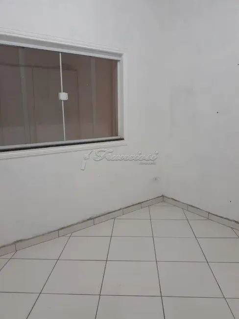 Casa com 2 quartos à venda, 150m2 em Vila Nastri, Itapetininga - SP - imagem 6 Foto 6 de Casa com 2 quartos à venda, 150m2 em Vila Nastri, Itapetininga - SP