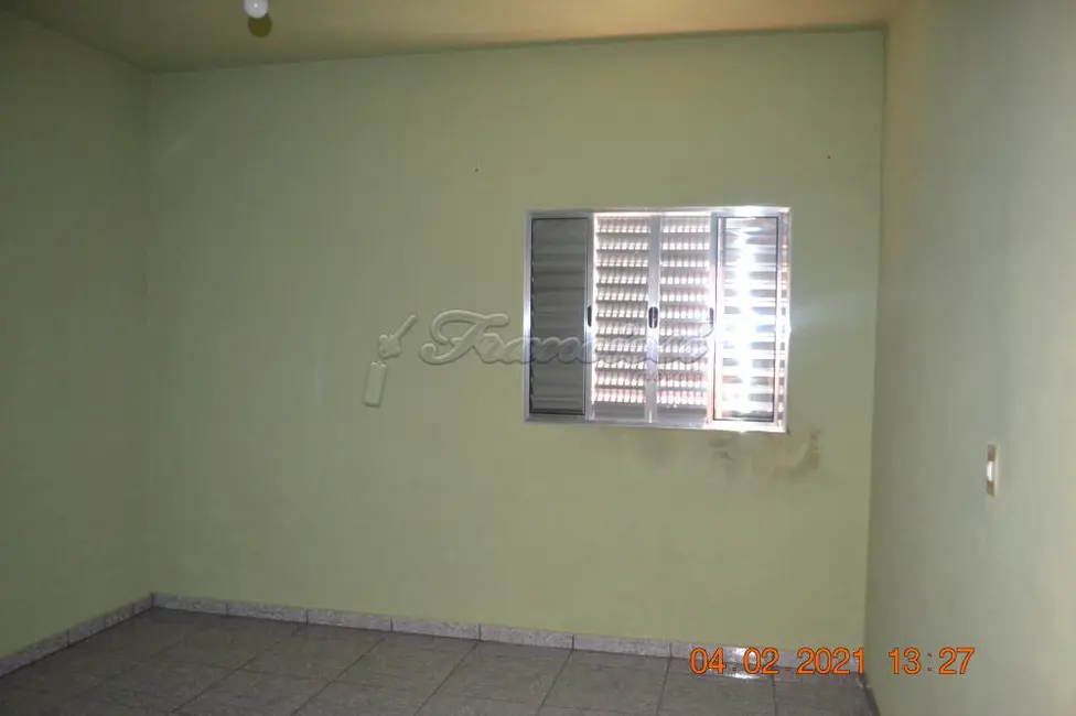 Casa com 2 quartos à venda, 145m2 em Vila Arruda, Itapetininga - SP - imagem 3 Foto 3 de Casa com 2 quartos à venda, 145m2 em Vila Arruda, Itapetininga - SP