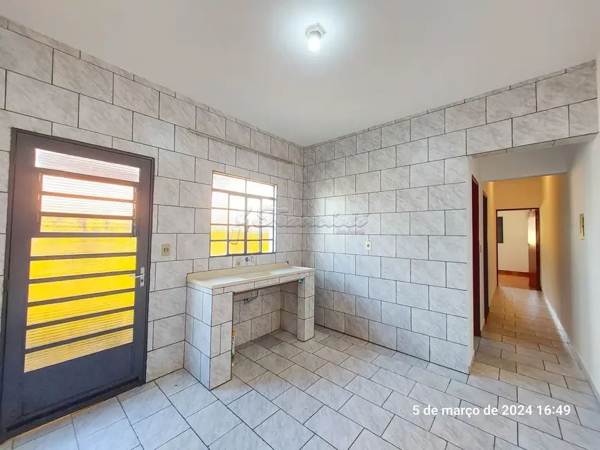 Casa com 2 quartos à venda, 150m2 em Jardim Leonel, Itapetininga - SP - imagem 5 Foto 5 de Casa com 2 quartos à venda, 150m2 em Jardim Leonel, Itapetininga - SP