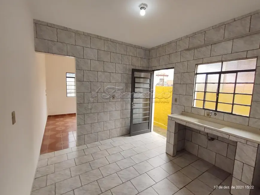 Foto 4 de Casa com 2 quartos à venda, 150m2 em Jardim Leonel, Itapetininga - SP