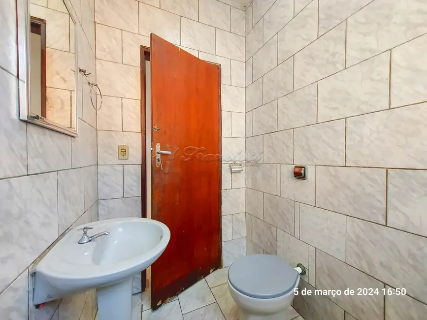 Casa com 2 quartos à venda, 150m2 em Jardim Leonel, Itapetininga - SP - imagem 7 Foto 7 de Casa com 2 quartos à venda, 150m2 em Jardim Leonel, Itapetininga - SP