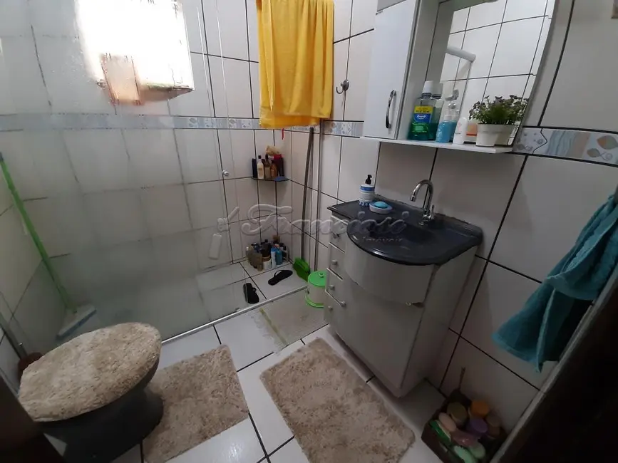 Casa com 2 quartos à venda, 150m2 em Itapetininga - SP - imagem 4 Foto 4 de Casa com 2 quartos à venda, 150m2 em Itapetininga - SP