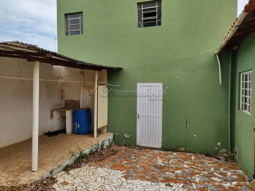 Foto 8 de Casa com 3 quartos à venda, 300m2 em Vila Santana, Itapetininga - SP