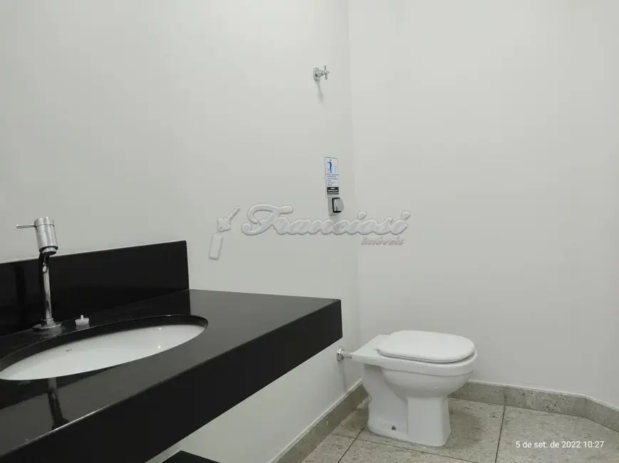 Prédio Inteiro para alugar, 500m2 em Centro, Itapetininga - SP - imagem 6 Foto 6 de Prédio Inteiro para alugar, 500m2 em Centro, Itapetininga - SP